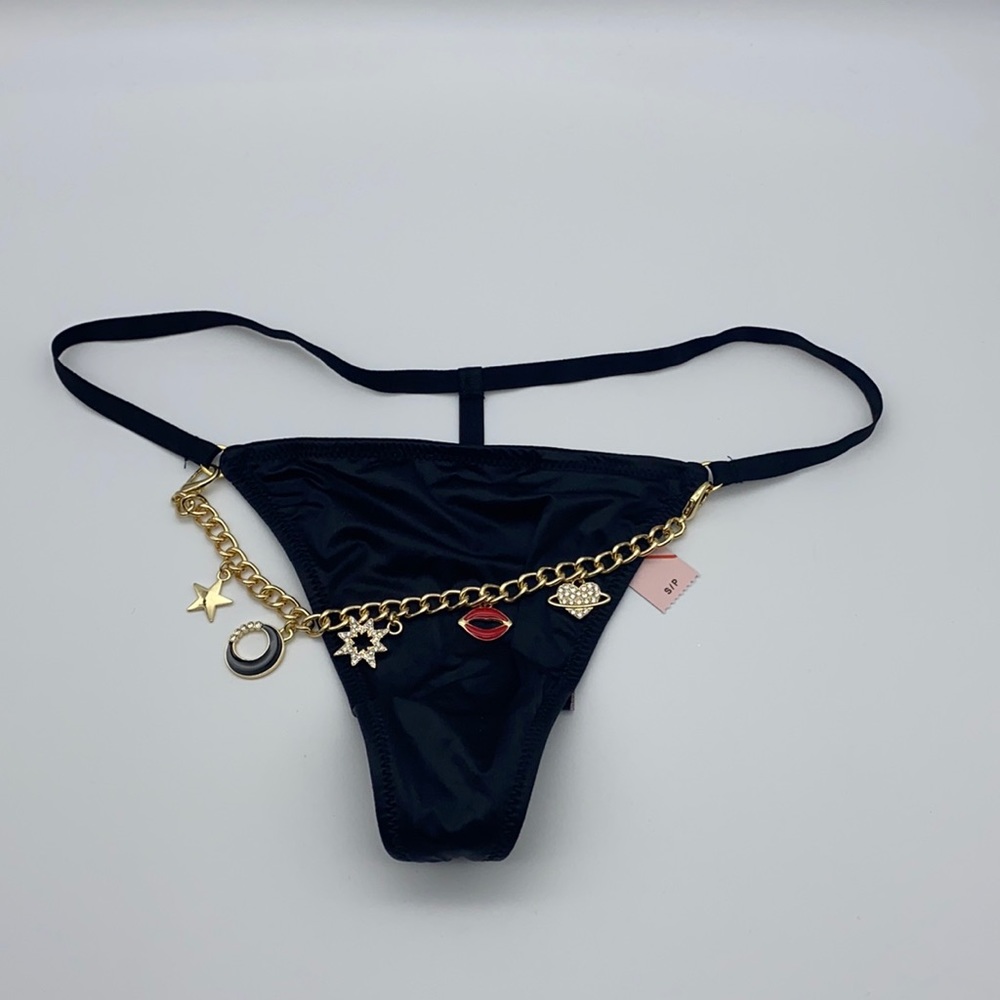 VS CHARM V STRING
